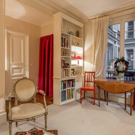 Beautiful Parisian For 3 Persons *